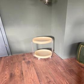 20世纪70年代原版太空时代风格圆形餐车，带四个轮子，铬合金及实木搭配塑料覆层。