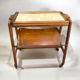 20世纪60年代原装手推车，带报纸架和可拆卸的格伦施塔特高级陶瓷托盘，德国中世纪经典