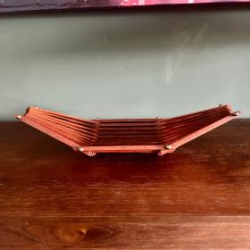 1960年丹麦原产中古柚木水果篮。可折叠水果或面包篮，中古现代设计