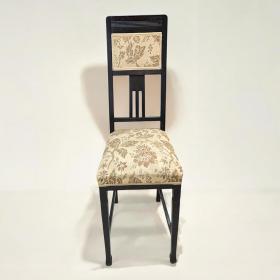 新艺术/装饰艺术风格软包椅 - 深色染色橡木，原始内饰。 最多有五把椅子可用