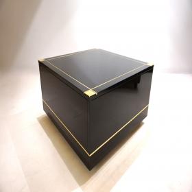 Pierre Cardin为Roche Bobois设计的咖啡桌，1970年代