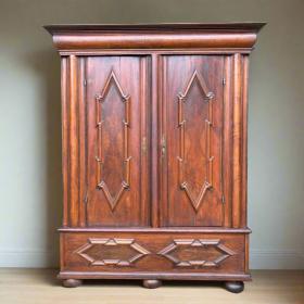 古董橱柜 | 玄关柜，约1700年 | 巴洛克风格 | 软木与胡桃木