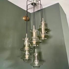 70 年代太空时代设计师级联吊灯，Gebr. Leclaire & Schäfer 出品，带 6 个灯具。工艺精湛，品相完美