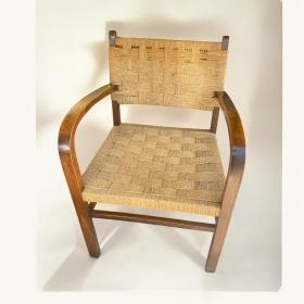 Erich Dieckmann 原创包豪斯风格椅子，约1925年。德国包豪斯风格的设计典范。